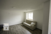 Gaststätte_Lounge - Tolles Anlageobjekt: Wohnungen, Monteurzimmer, Gewerbehalle & mehr!