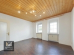 EG WZ - Projektchance: MFH mit 4 Wohnungen, 295 m², Innenhof und 4 Garagen
