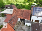 Bild - Gepflegter Altbestand mit Potenzial: 2.379 m² Grundstück, Scheune und Garten.